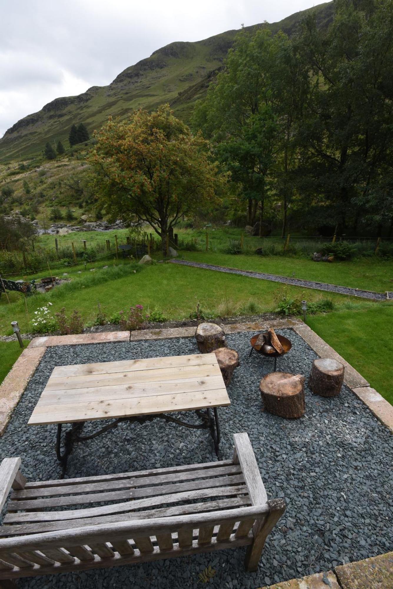 Helvellyn Room With View - Double Or Twin Penrith Extérieur photo